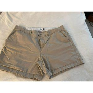 Old Navy Everyday khaki shorts size 12